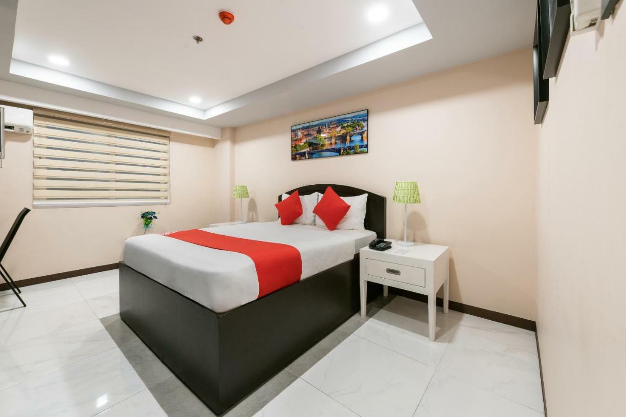 Oyo 171 Amore Hotel Muntinlupa City Eksteriør billede
